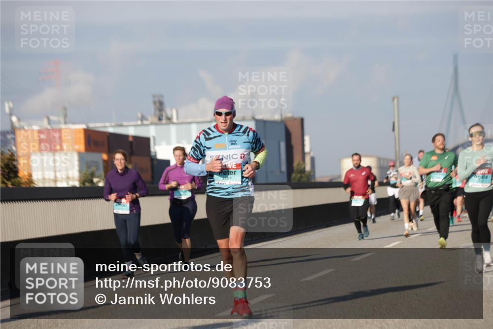 03.10.2025 - Köhlbrandbrückenlauf Jannik Wohlers http://msf.ph/oto/9083753 03.10.2025 09:55:58 Position 3 3457 meine-sportfotos.de