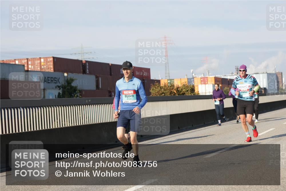 03.10.2025 - Köhlbrandbrückenlauf Jannik Wohlers http://msf.ph/oto/9083756 03.10.2025 09:55:59 Position 3 3124 meine-sportfotos.de