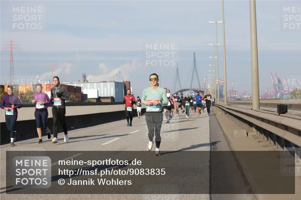 03.10.2025 - Köhlbrandbrückenlauf Jannik Wohlers http://msf.ph/oto/9083835 03.10.2025 09:56:02 Position 3  meine-sportfotos.de