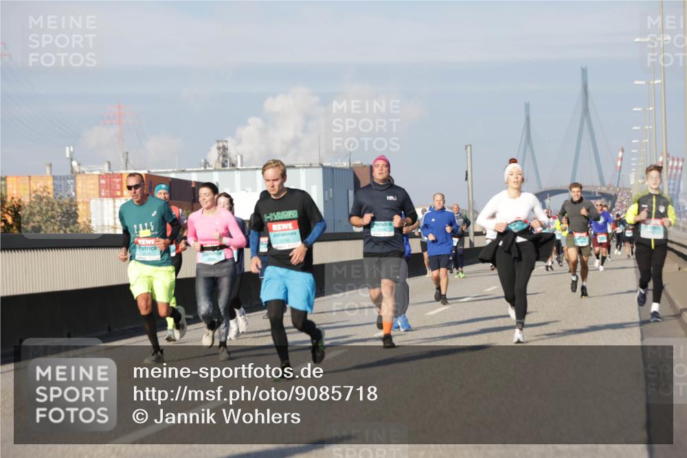 03.10.2025 - Köhlbrandbrückenlauf Jannik Wohlers http://msf.ph/oto/9085718 03.10.2025 09:56:58 Position 3 3146 meine-sportfotos.de
