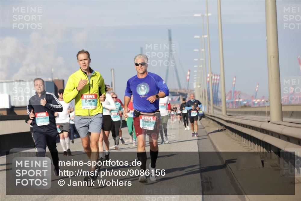 03.10.2025 - Köhlbrandbrückenlauf Jannik Wohlers http://msf.ph/oto/9086156 03.10.2025 09:57:09 Position 3 1611, 1768, 3406 meine-sportfotos.de