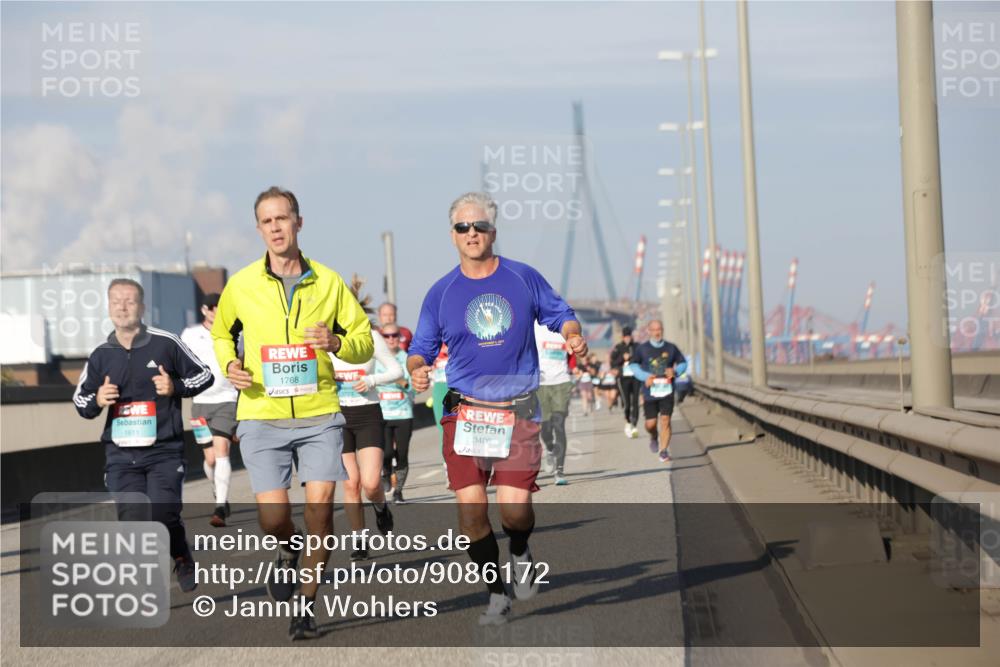 03.10.2025 - Köhlbrandbrückenlauf Jannik Wohlers http://msf.ph/oto/9086172 03.10.2025 09:57:10 Position 3 1611, 1768, 3406 meine-sportfotos.de
