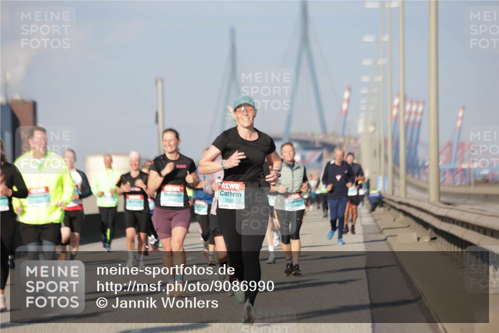 03.10.2025 - Köhlbrandbrückenlauf Jannik Wohlers http://msf.ph/oto/9086990 03.10.2025 09:57:33 Position 3 2006 meine-sportfotos.de