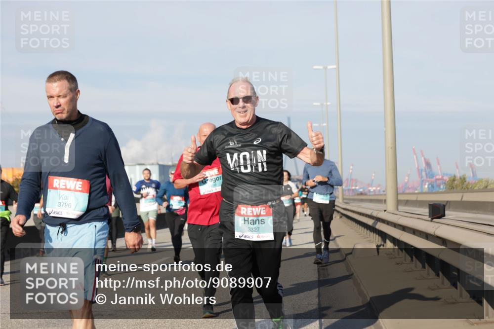03.10.2025 - Köhlbrandbrückenlauf Jannik Wohlers http://msf.ph/oto/9089907 03.10.2025 09:58:46 Position 3 3796, 1498, 3327 meine-sportfotos.de