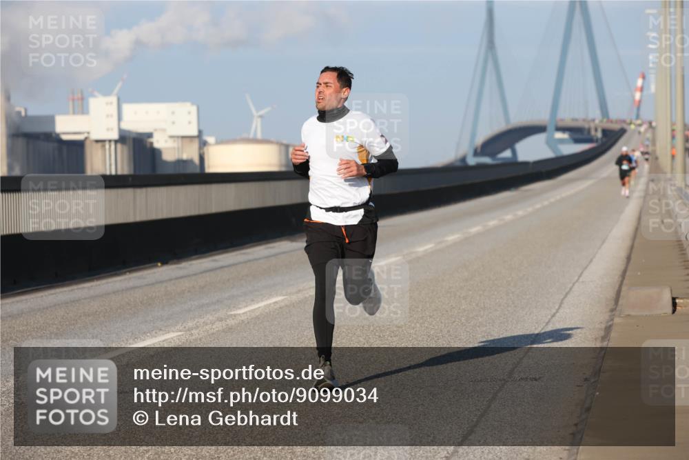 03.10.2025 - Köhlbrandbrückenlauf Lena Gebhardt http://msf.ph/oto/9099034 03.10.2025 09:35:09 Position 2  meine-sportfotos.de