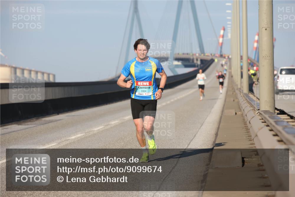 03.10.2025 - Köhlbrandbrückenlauf Lena Gebhardt http://msf.ph/oto/9099674 03.10.2025 09:35:34 Position 2 3304 meine-sportfotos.de