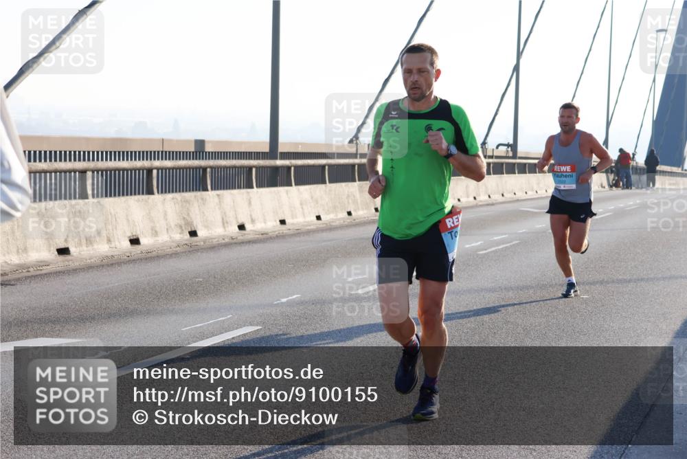 03.10.2025 - Köhlbrandbrückenlauf Strokosch-Dieckow http://msf.ph/oto/9100155 03.10.2025 09:18:17 Position 1  meine-sportfotos.de