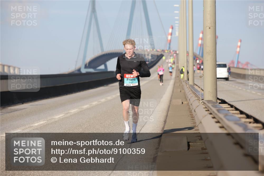 03.10.2025 - Köhlbrandbrückenlauf Lena Gebhardt http://msf.ph/oto/9100359 03.10.2025 09:35:57 Position 2 3127 meine-sportfotos.de