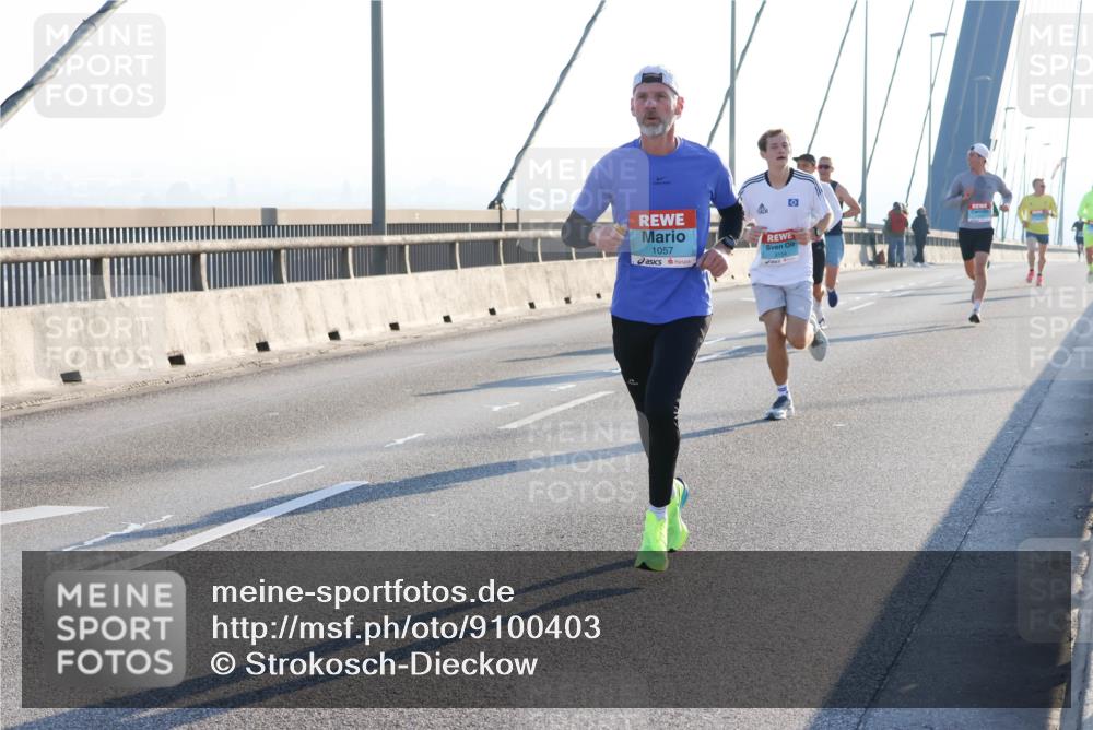 03.10.2025 - Köhlbrandbrückenlauf Strokosch-Dieckow http://msf.ph/oto/9100403 03.10.2025 09:18:46 Position 1 1057 meine-sportfotos.de