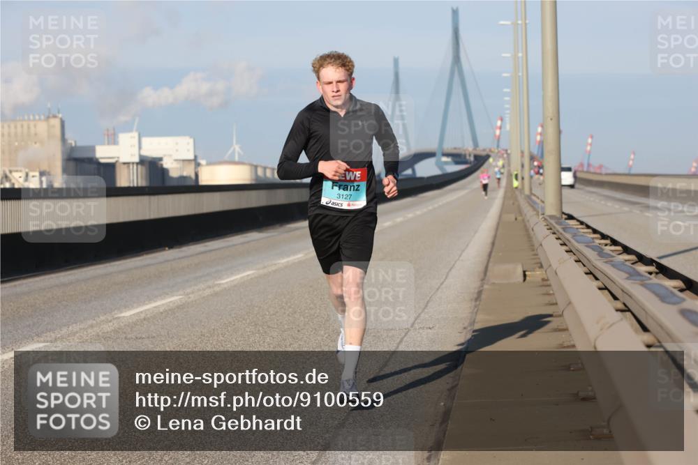 03.10.2025 - Köhlbrandbrückenlauf Lena Gebhardt http://msf.ph/oto/9100559 03.10.2025 09:36:01 Position 2 3127 meine-sportfotos.de