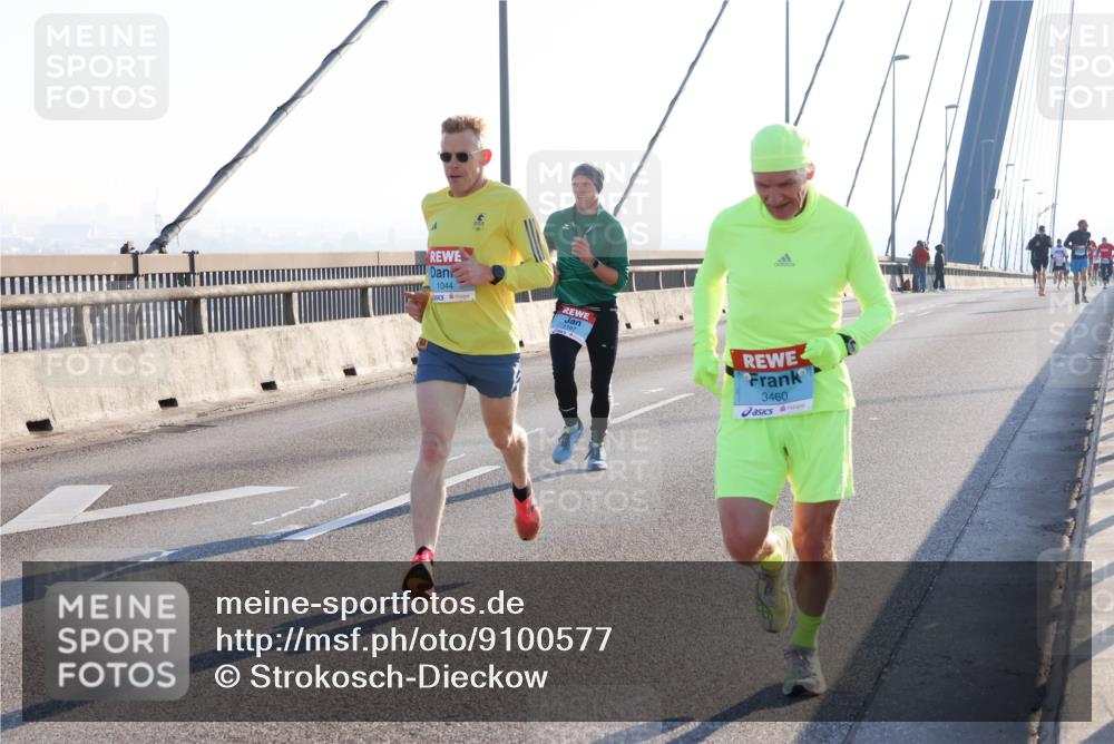03.10.2025 - Köhlbrandbrückenlauf Strokosch-Dieckow http://msf.ph/oto/9100577 03.10.2025 09:18:56 Position 1 1044, 3460 meine-sportfotos.de