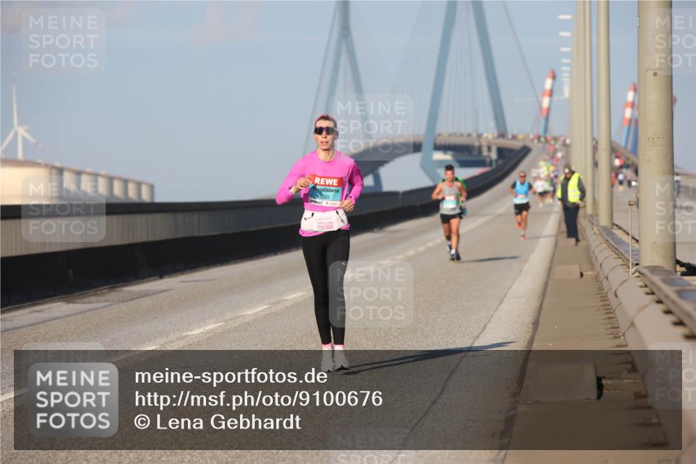 03.10.2025 - Köhlbrandbrückenlauf Lena Gebhardt http://msf.ph/oto/9100676 03.10.2025 09:36:20 Position 2  meine-sportfotos.de