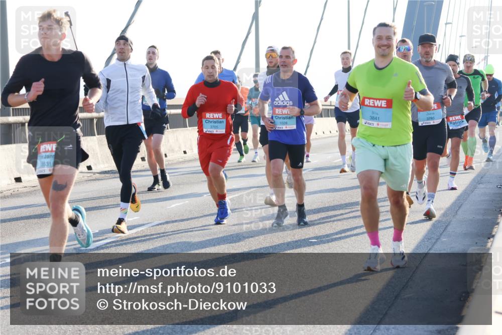 03.10.2025 - Köhlbrandbrückenlauf Strokosch-Dieckow http://msf.ph/oto/9101033 03.10.2025 09:20:23 Position 1 3531, 3705, 1028, 3841, 3785 meine-sportfotos.de