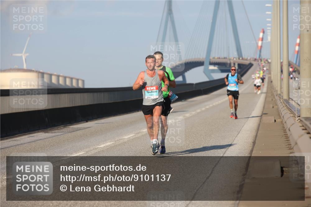 03.10.2025 - Köhlbrandbrückenlauf Lena Gebhardt http://msf.ph/oto/9101137 03.10.2025 09:36:30 Position 2 1022 meine-sportfotos.de