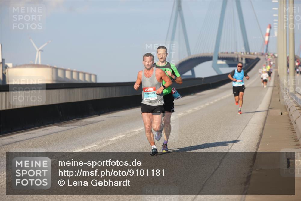 03.10.2025 - Köhlbrandbrückenlauf Lena Gebhardt http://msf.ph/oto/9101181 03.10.2025 09:36:30 Position 2  meine-sportfotos.de