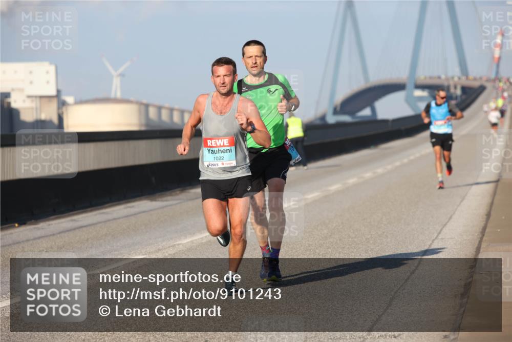 03.10.2025 - Köhlbrandbrückenlauf Lena Gebhardt http://msf.ph/oto/9101243 03.10.2025 09:36:32 Position 2 1022 meine-sportfotos.de