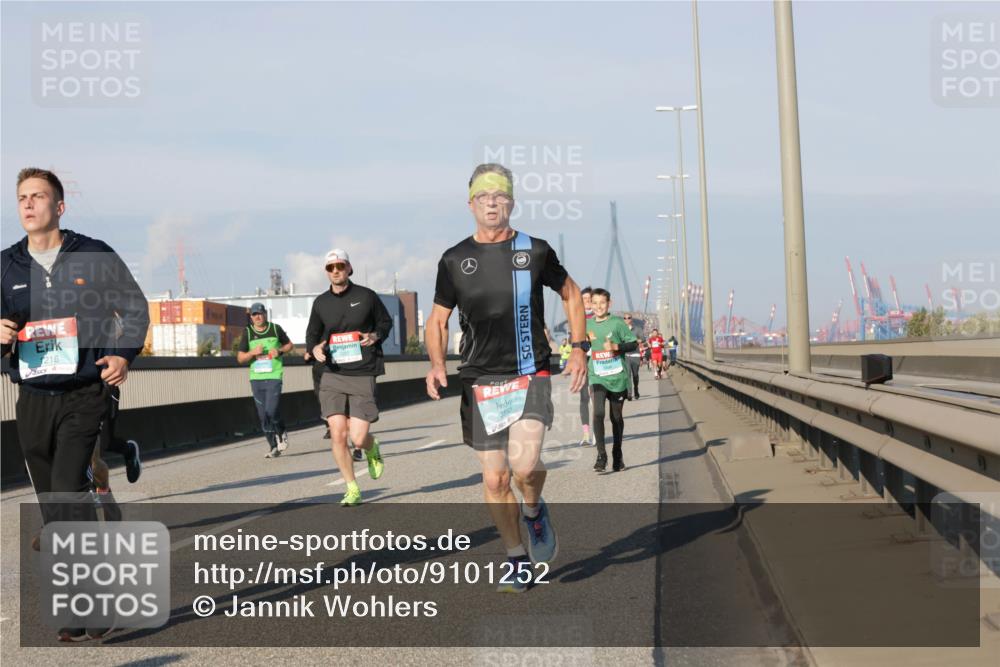 03.10.2025 - Köhlbrandbrückenlauf Jannik Wohlers http://msf.ph/oto/9101252 03.10.2025 09:48:54 Position 3  meine-sportfotos.de