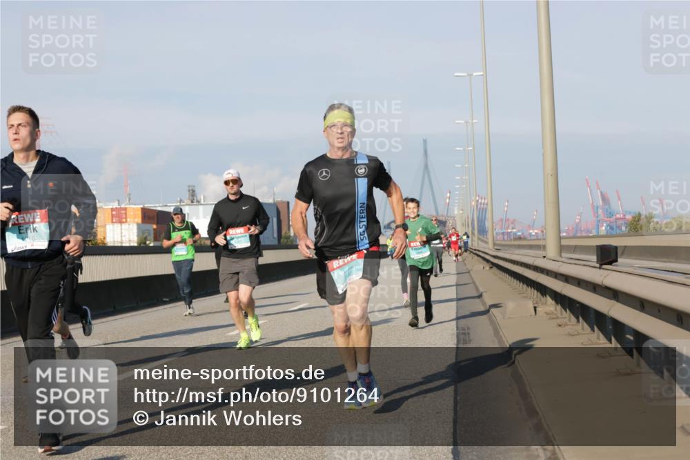 03.10.2025 - Köhlbrandbrückenlauf Jannik Wohlers http://msf.ph/oto/9101264 03.10.2025 09:48:55 Position 3  meine-sportfotos.de