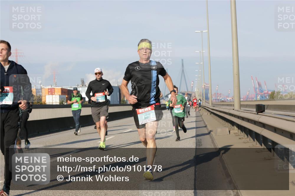 03.10.2025 - Köhlbrandbrückenlauf Jannik Wohlers http://msf.ph/oto/9101278 03.10.2025 09:48:55 Position 3 1216, 3832 meine-sportfotos.de