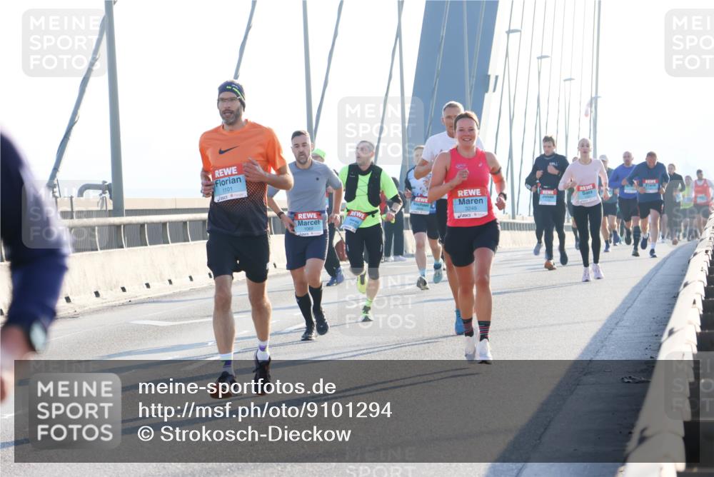 03.10.2025 - Köhlbrandbrückenlauf Strokosch-Dieckow http://msf.ph/oto/9101294 03.10.2025 09:20:46 Position 1 1101, 3249 meine-sportfotos.de