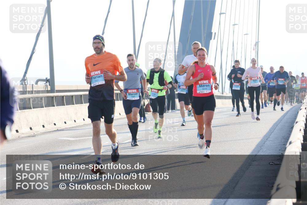 03.10.2025 - Köhlbrandbrückenlauf Strokosch-Dieckow http://msf.ph/oto/9101305 03.10.2025 09:20:46 Position 1 1101, 3249 meine-sportfotos.de