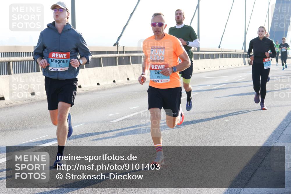 03.10.2025 - Köhlbrandbrückenlauf Strokosch-Dieckow http://msf.ph/oto/9101403 03.10.2025 09:21:04 Position 1 1150, 3043 meine-sportfotos.de
