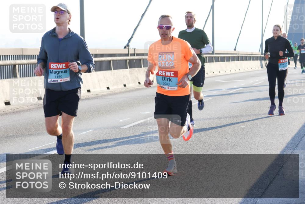 03.10.2025 - Köhlbrandbrückenlauf Strokosch-Dieckow http://msf.ph/oto/9101409 03.10.2025 09:21:04 Position 1 1150, 3043 meine-sportfotos.de