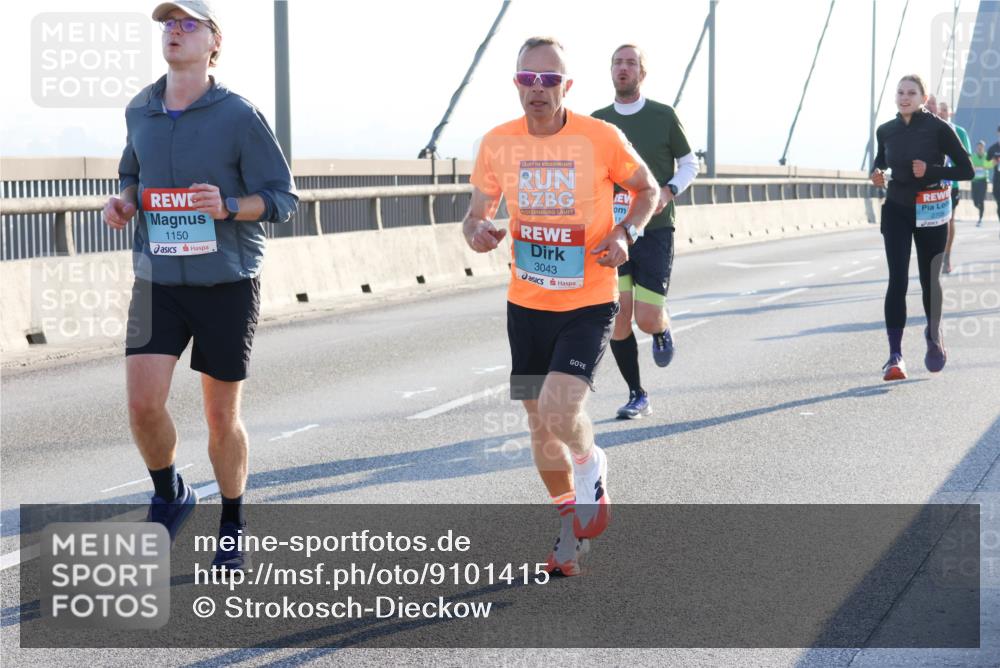 03.10.2025 - Köhlbrandbrückenlauf Strokosch-Dieckow http://msf.ph/oto/9101415 03.10.2025 09:21:04 Position 1 1150, 3043 meine-sportfotos.de