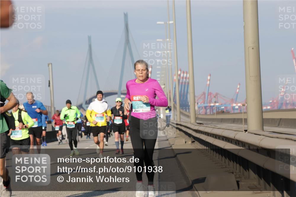 03.10.2025 - Köhlbrandbrückenlauf Jannik Wohlers http://msf.ph/oto/9101938 03.10.2025 09:49:17 Position 3 3766 meine-sportfotos.de