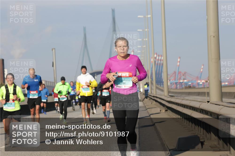 03.10.2025 - Köhlbrandbrückenlauf Jannik Wohlers http://msf.ph/oto/9101987 03.10.2025 09:49:18 Position 3 8766 meine-sportfotos.de