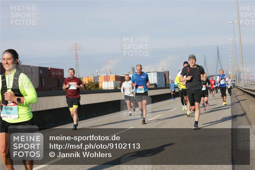 03.10.2025 - Köhlbrandbrückenlauf Jannik Wohlers http://msf.ph/oto/9102113 03.10.2025 09:49:23 Position 3 1836 meine-sportfotos.de