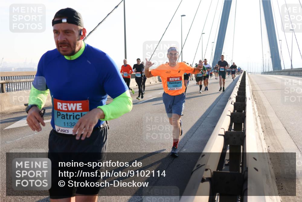 03.10.2025 - Köhlbrandbrückenlauf Strokosch-Dieckow http://msf.ph/oto/9102114 03.10.2025 09:23:06 Position 1 1132, 3495 meine-sportfotos.de