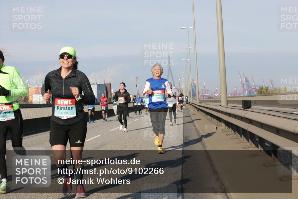 03.10.2025 - Köhlbrandbrückenlauf Jannik Wohlers http://msf.ph/oto/9102266 03.10.2025 09:49:27 Position 3 1091, 1353, 1025 meine-sportfotos.de