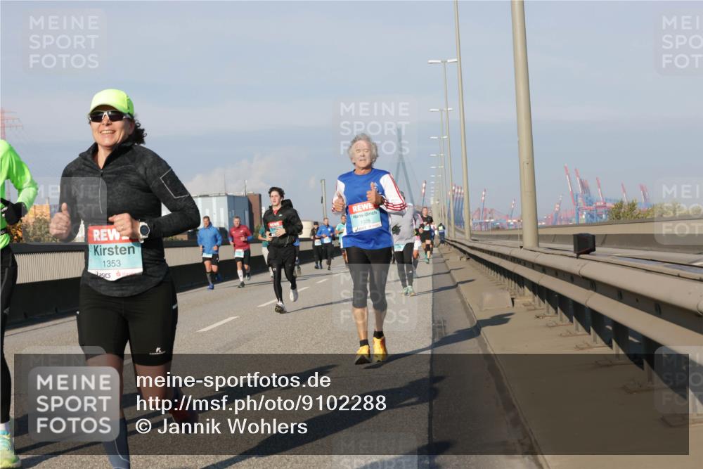 03.10.2025 - Köhlbrandbrückenlauf Jannik Wohlers http://msf.ph/oto/9102288 03.10.2025 09:49:27 Position 3 1353, 1025 meine-sportfotos.de