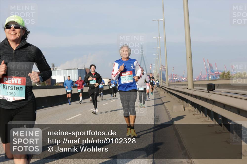 03.10.2025 - Köhlbrandbrückenlauf Jannik Wohlers http://msf.ph/oto/9102328 03.10.2025 09:49:28 Position 3 1353, 1025 meine-sportfotos.de