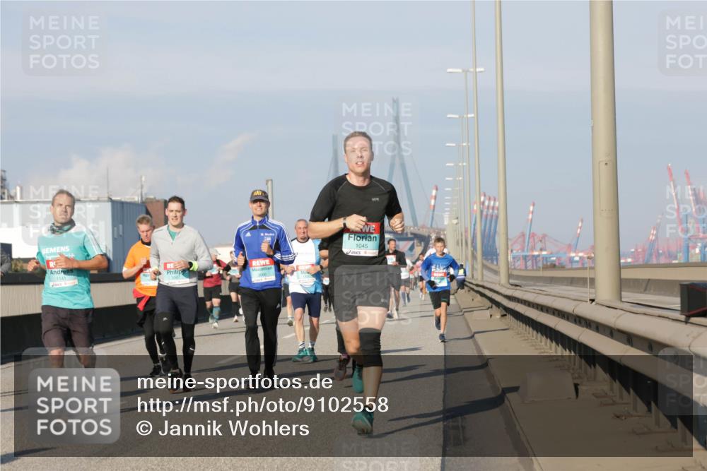 03.10.2025 - Köhlbrandbrückenlauf Jannik Wohlers http://msf.ph/oto/9102558 03.10.2025 09:49:37 Position 3 3066, 1045, 1141 meine-sportfotos.de