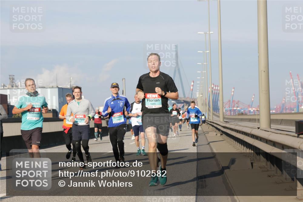 03.10.2025 - Köhlbrandbrückenlauf Jannik Wohlers http://msf.ph/oto/9102582 03.10.2025 09:49:37 Position 3 1141, 1045 meine-sportfotos.de