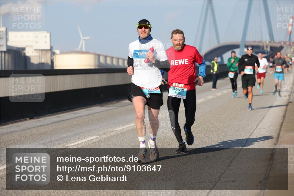 03.10.2025 - Köhlbrandbrückenlauf Lena Gebhardt http://msf.ph/oto/9103647 03.10.2025 09:38:09 Position 2 3401 meine-sportfotos.de
