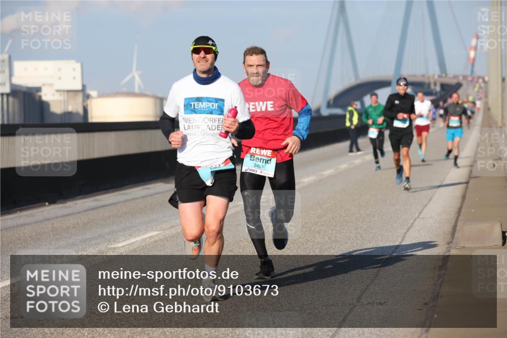 03.10.2025 - Köhlbrandbrückenlauf Lena Gebhardt http://msf.ph/oto/9103673 03.10.2025 09:38:09 Position 2 3401 meine-sportfotos.de