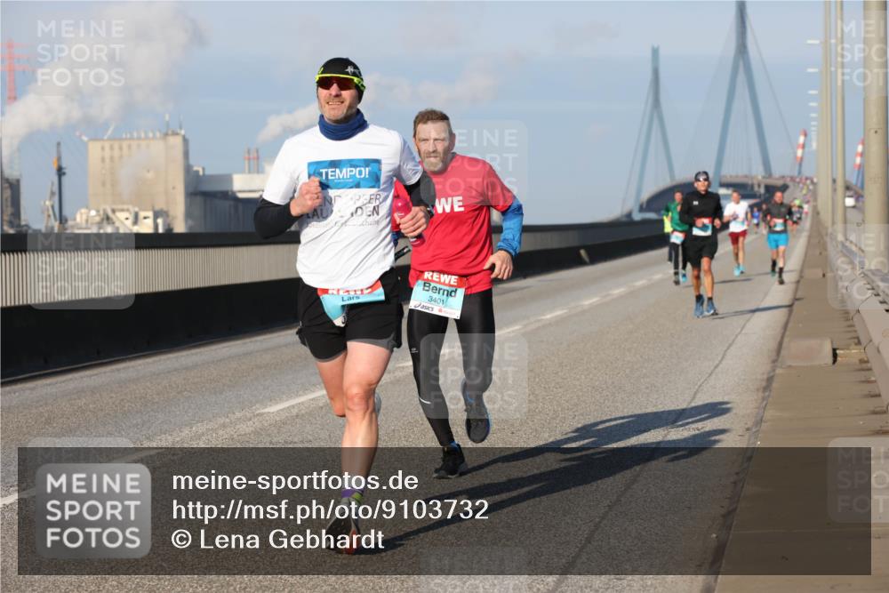 03.10.2025 - Köhlbrandbrückenlauf Lena Gebhardt http://msf.ph/oto/9103732 03.10.2025 09:38:11 Position 2 3401 meine-sportfotos.de