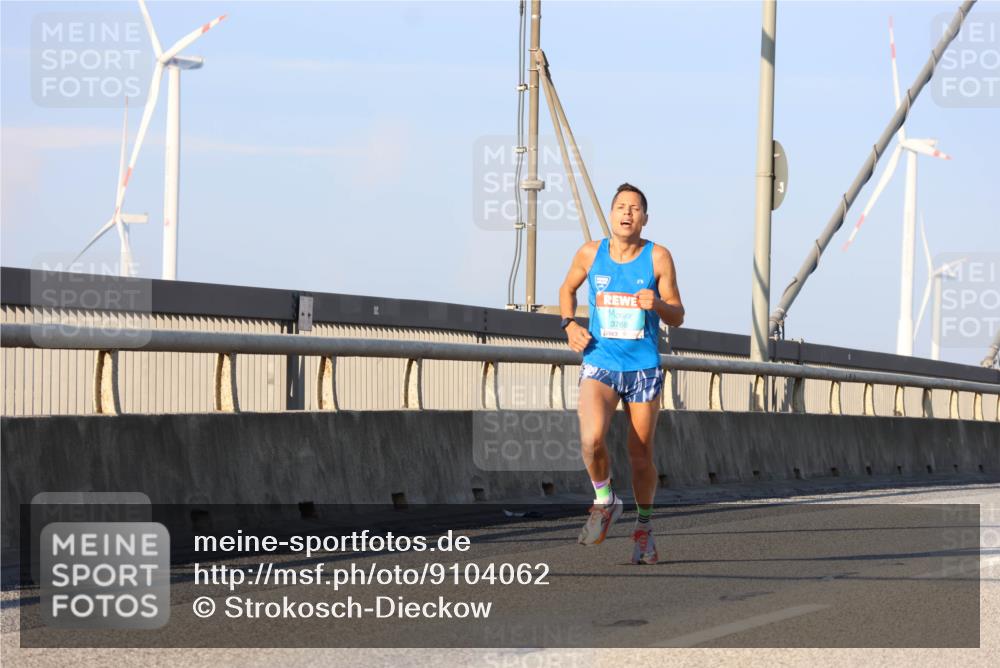 03.10.2025 - Köhlbrandbrückenlauf Strokosch-Dieckow http://msf.ph/oto/9104062 03.10.2025 09:27:32 Position 2 3769 meine-sportfotos.de
