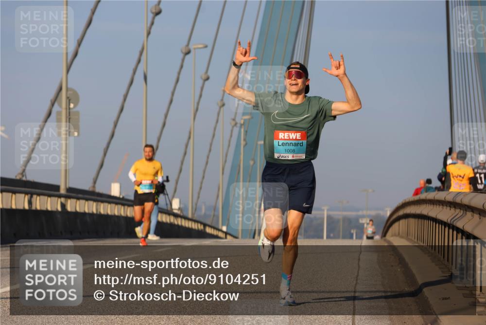 03.10.2025 - Köhlbrandbrückenlauf Strokosch-Dieckow http://msf.ph/oto/9104251 03.10.2025 09:29:04 Position 2 1008, 11 meine-sportfotos.de