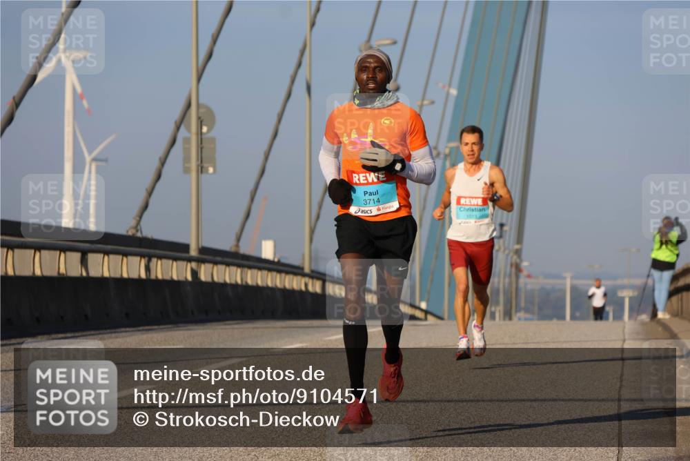 03.10.2025 - Köhlbrandbrückenlauf Strokosch-Dieckow http://msf.ph/oto/9104571 03.10.2025 09:30:17 Position 2 3714, 1013 meine-sportfotos.de