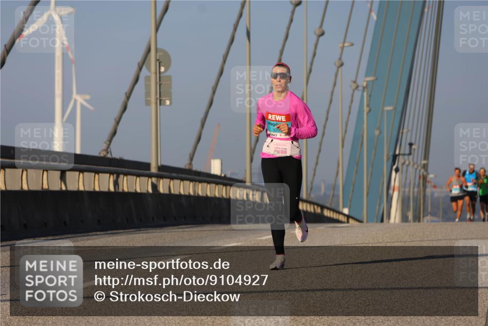 03.10.2025 - Köhlbrandbrückenlauf Strokosch-Dieckow http://msf.ph/oto/9104927 03.10.2025 09:31:46 Position 2 320 meine-sportfotos.de
