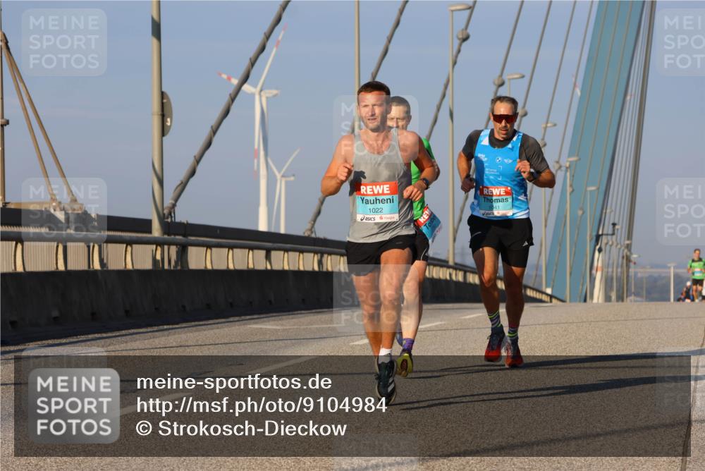 03.10.2025 - Köhlbrandbrückenlauf Strokosch-Dieckow http://msf.ph/oto/9104984 03.10.2025 09:32:06 Position 2 1022, 1041 meine-sportfotos.de