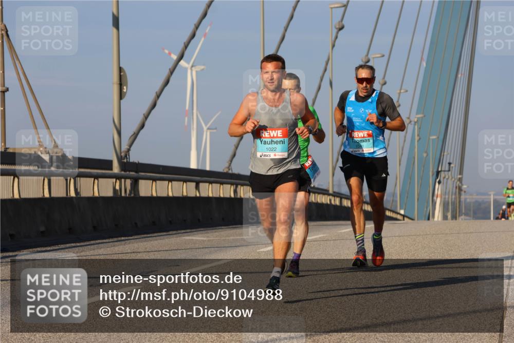 03.10.2025 - Köhlbrandbrückenlauf Strokosch-Dieckow http://msf.ph/oto/9104988 03.10.2025 09:32:06 Position 2 1022, 1041 meine-sportfotos.de