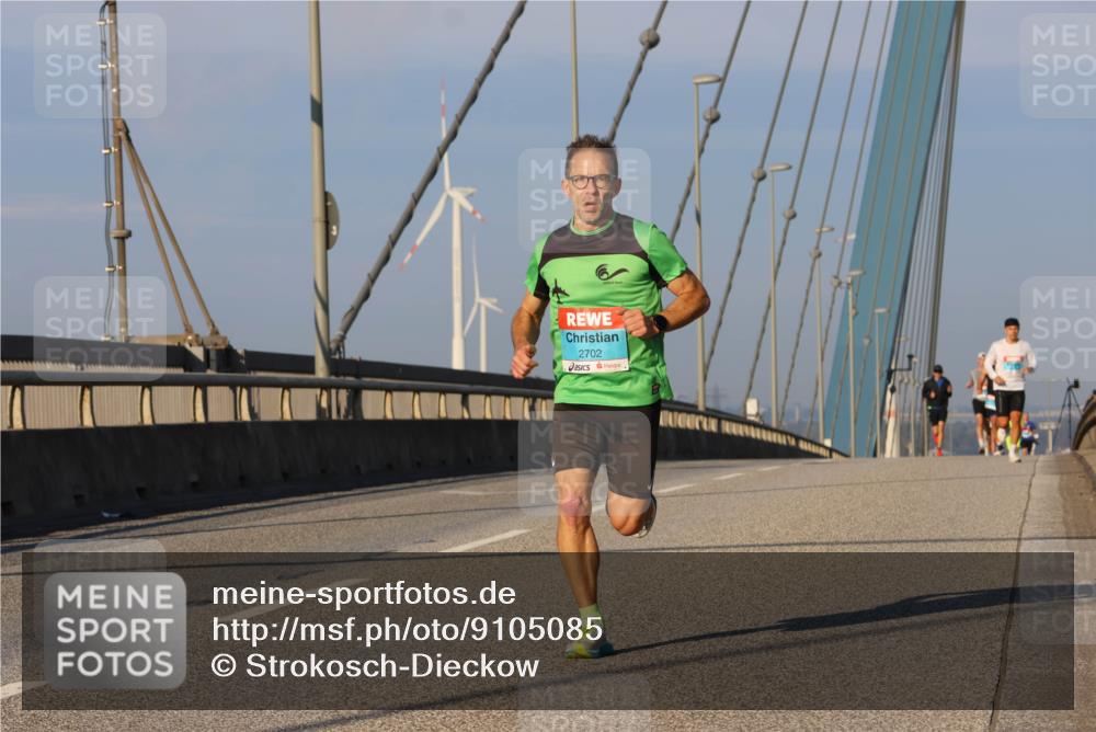 03.10.2025 - Köhlbrandbrückenlauf Strokosch-Dieckow http://msf.ph/oto/9105085 03.10.2025 09:32:29 Position 2 2702 meine-sportfotos.de