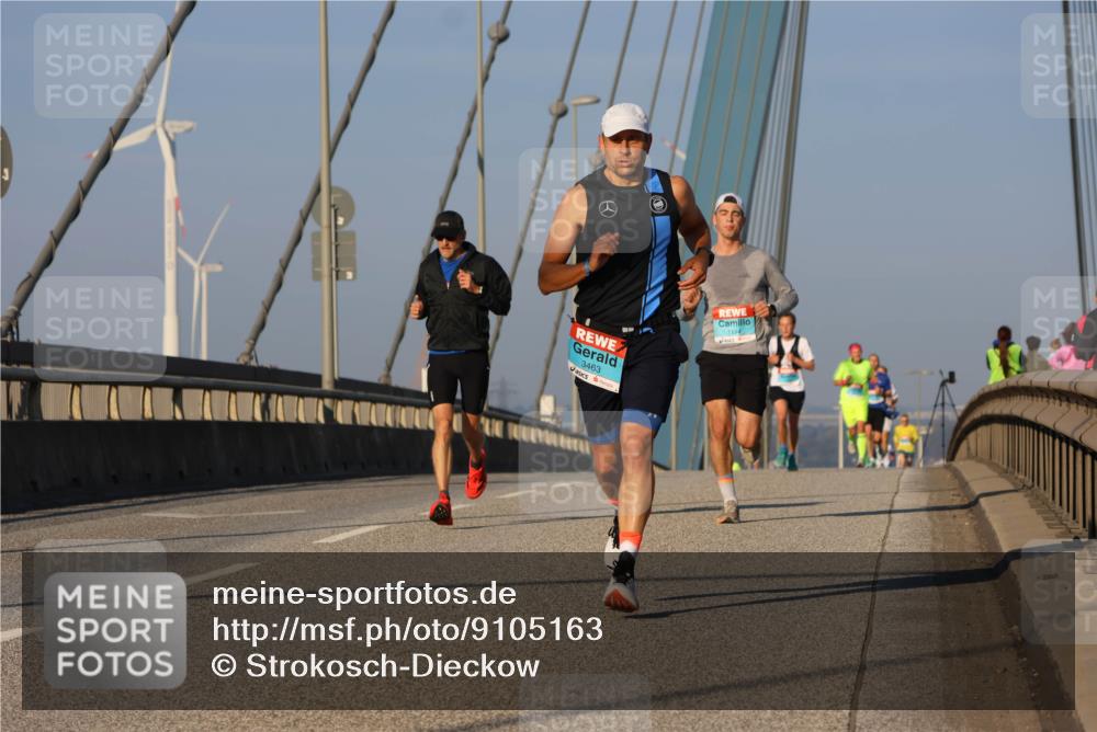 03.10.2025 - Köhlbrandbrückenlauf Strokosch-Dieckow http://msf.ph/oto/9105163 03.10.2025 09:32:41 Position 2 3463 meine-sportfotos.de