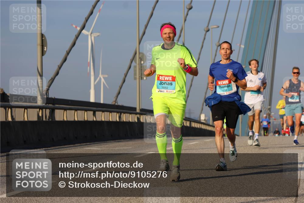 03.10.2025 - Köhlbrandbrückenlauf Strokosch-Dieckow http://msf.ph/oto/9105276 03.10.2025 09:32:57 Position 2 3082, 1032 meine-sportfotos.de