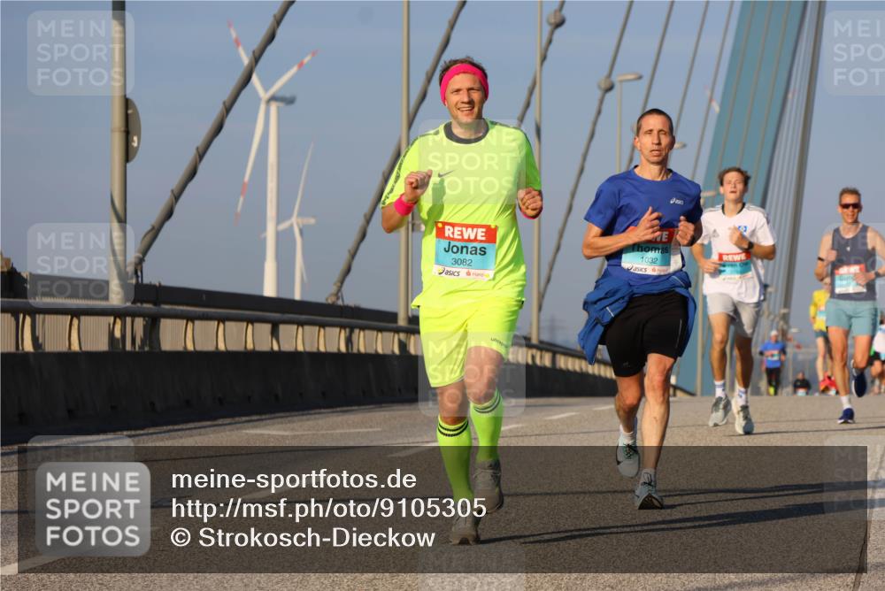 03.10.2025 - Köhlbrandbrückenlauf Strokosch-Dieckow http://msf.ph/oto/9105305 03.10.2025 09:32:58 Position 2 3082, 1032 meine-sportfotos.de